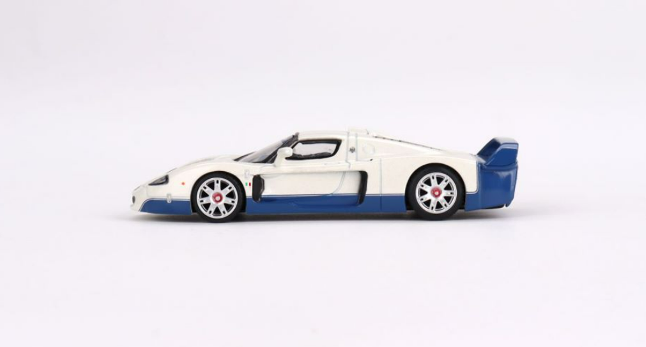 BBR Models - Maserati MC12 Stradale White - 1/64 Scale BBRDIE6414