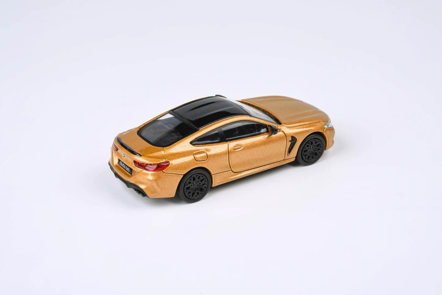 Para64 - BMW M8 Ceylon Gold - Scale 1/64