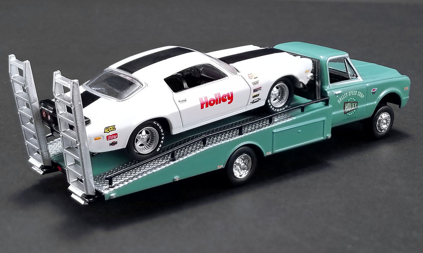 Acme Diecast Chevrolet 1967 Ramp Truck with 1971 Chevrolet Camaro - Scale 1/64