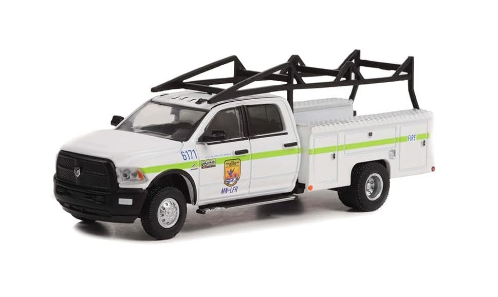 Greenlight - 2018 Ram 3500 Dually Service Bed - San Diego County Fire Department - Dually Drivers Series - Scale 1/64