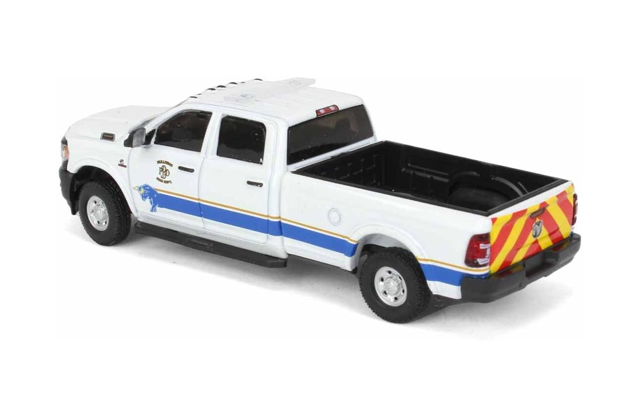 Greenlight - 2020 Ram 2500 Tradesman Bullhead Fire Department - Fire &amp; Rescue Series - Greenlight - Scale 1/64