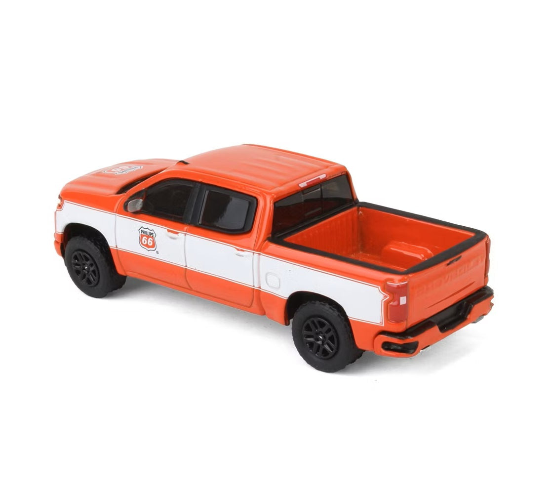 Greenlight - 2023 Chevrolet Silverado Phillips 66 Series Running On Empty - 1/64 Scale