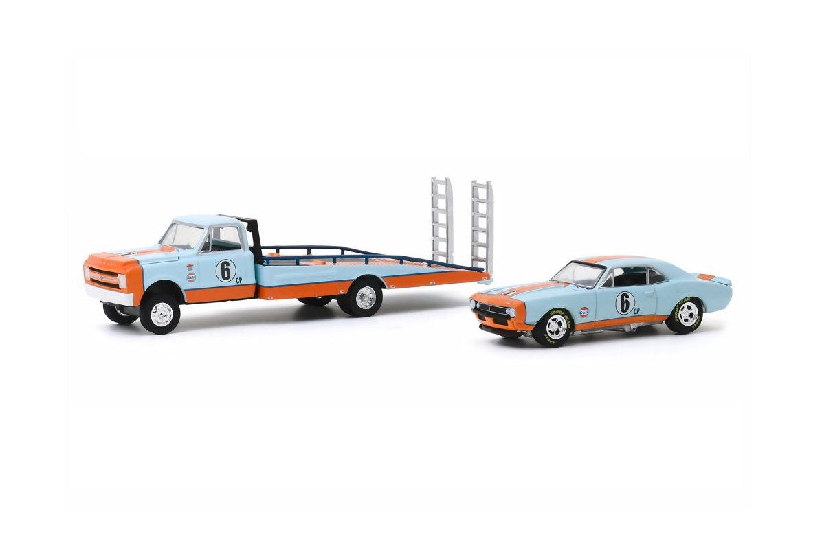 Greenlight - 1967 Chevrolet C-30 Ramp Truck with 1967 Chevrolet Camaro Gulf Oil - Series HD Trucks - Scale 1/64