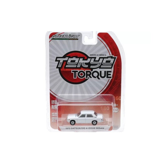 Greenlight - 1972 Datsun 510 4-Door Sedan White Tokyo Torque Serie 8 - Scala 1/64