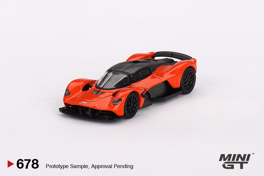 Mini GT - Aston Martin Valkyrie Maximum Orange - Scala 1/64 MGT00678