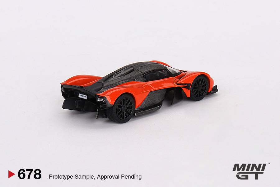 Mini GT - Aston Martin Valkyrie Maximum Orange - Scala 1/64 MGT00678