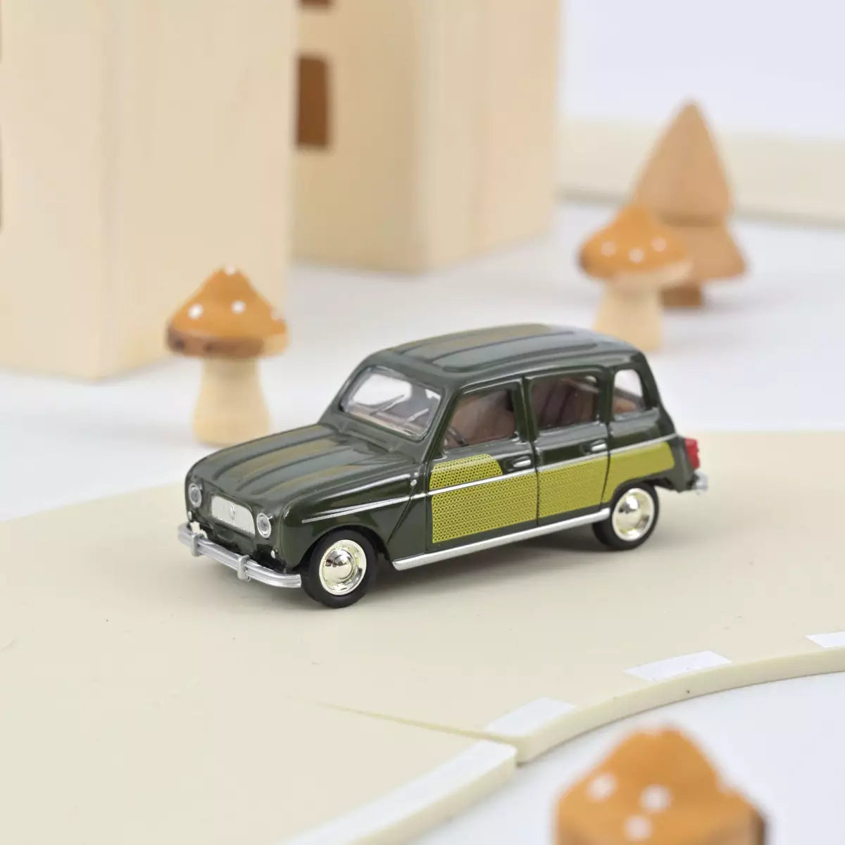 Norev - Renault 4 Parisienne 1967 Green - Scale 1/64 Approx