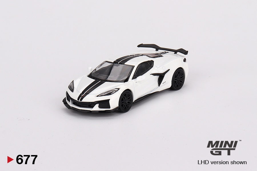 Mini GT - Chevrolet Corvette Z06 2023 Arctic White - Scala 1/64 MGT00677