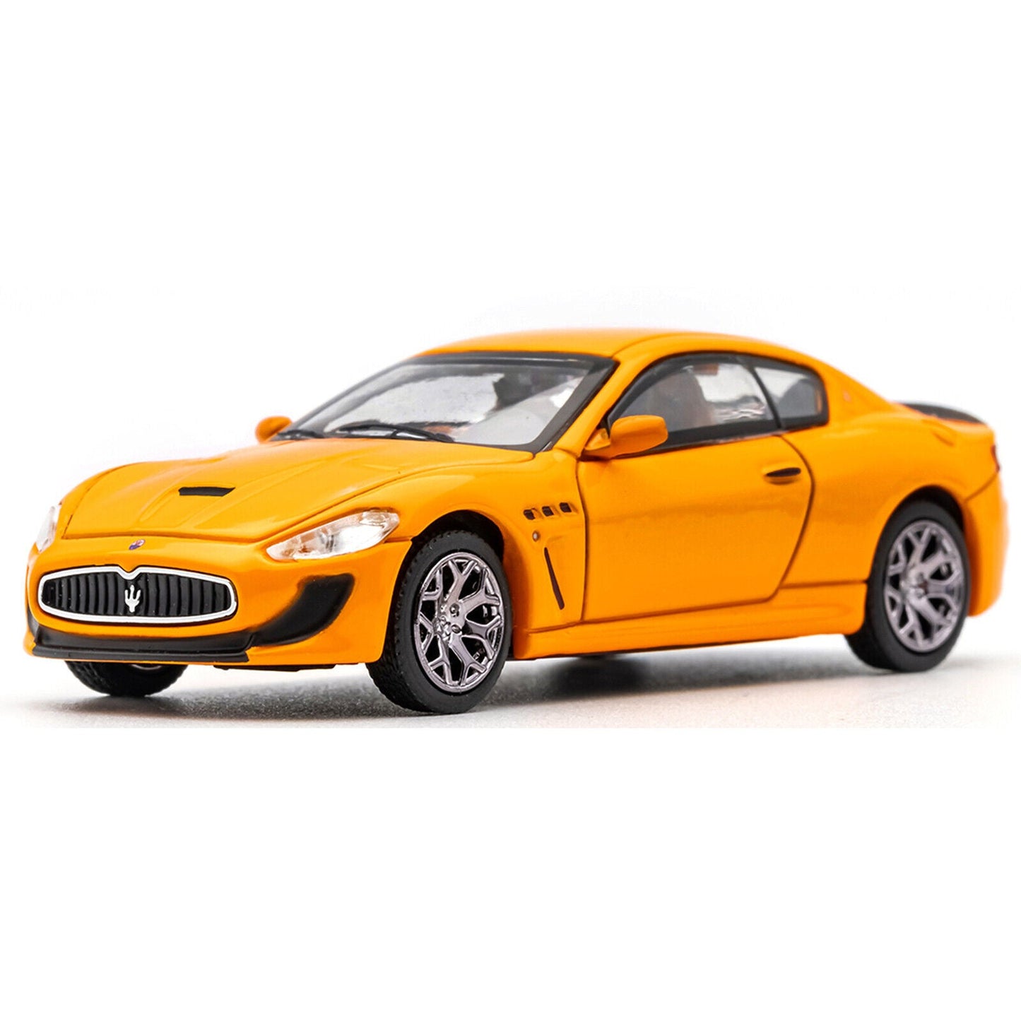 DCT Maserati Gran Turismo Coupe Orange - Scala 1/64