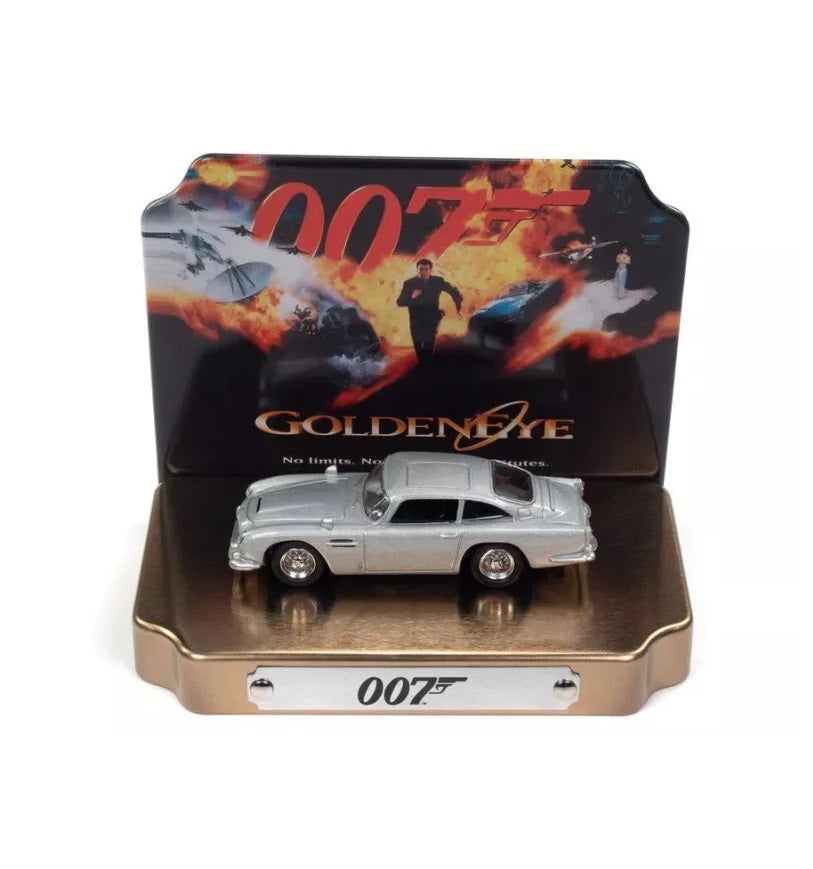 Johnny Lightning - Aston Martin DB5 James Bond 007 "Golden Eye" - Scala 1/64