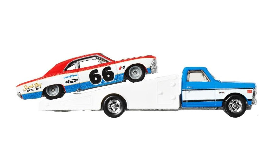 Hot Wheels Premium - '66 Chevelle and '72 Chevy Ramp Truck - Series Car Culture Team Transport - Scala 1/64