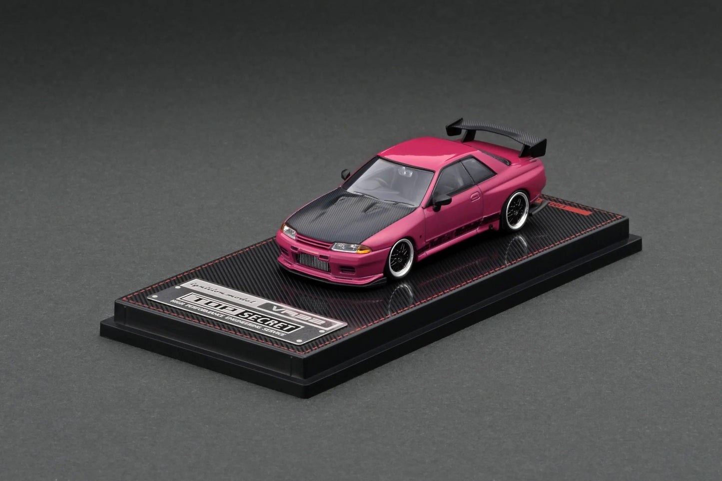 Ignition Model - TOP SECRET Nissan GT-R (VR32) Pink - Scala 1/64 IG2393