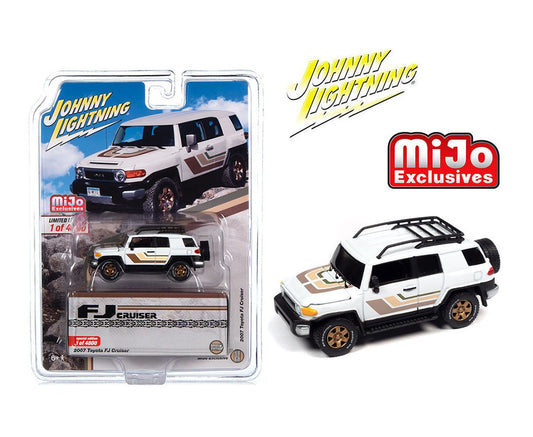 Johnny Lightning - 2007 Toyota FJ Cruiser Custom White – Mijo Exclusives Limited Edition - Scala 1/64 JLCP7421