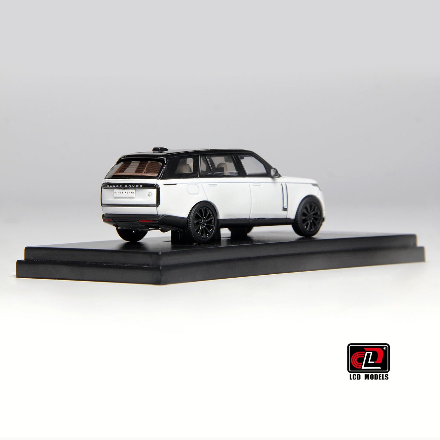 LCD Models - Range Rover 2022 Black and White - Scale 1/64 LCD64031-BW