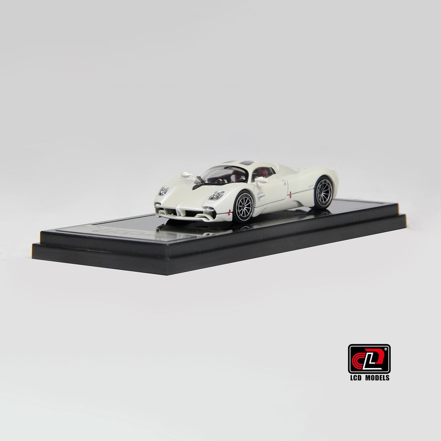 LCD Models - Pagani Utopia White - Scale 1/64 LCD64039-WH