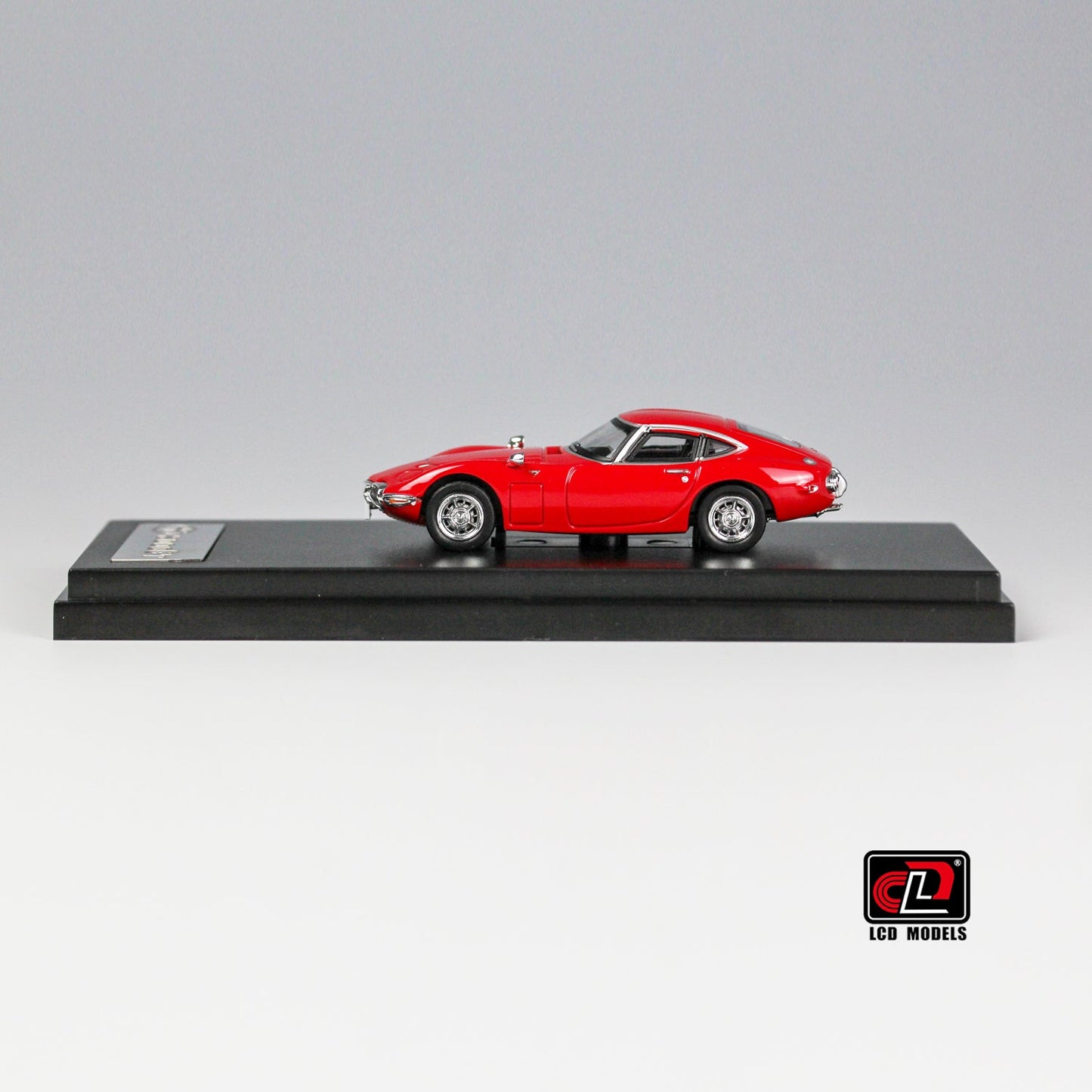 LCD Models - Toyota 2000GT Red - Scale 1/64 LCD64029-RE