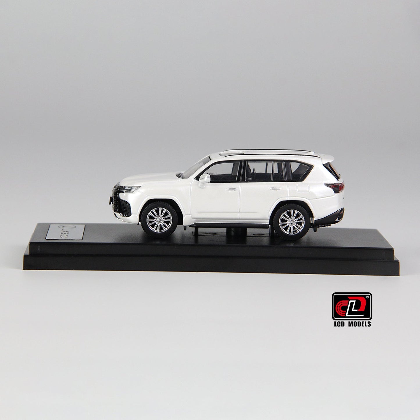 LCD Models - Lexus LX600 White - Scale 1/64 LCD64035-WH