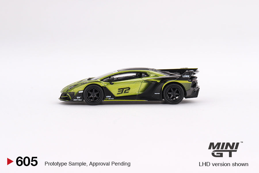 Mini GT - Lamborghini LB-Silhouette WORKS Aventador GT EVO Lime - Scala 1/64  MGT00605 LDH