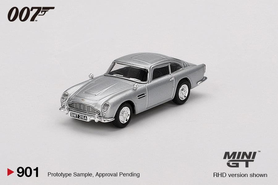 Mini GT - Aston Martin DB5 “Thunderball” 007 James Bond - Scala 1/64 MGT00901-007E English