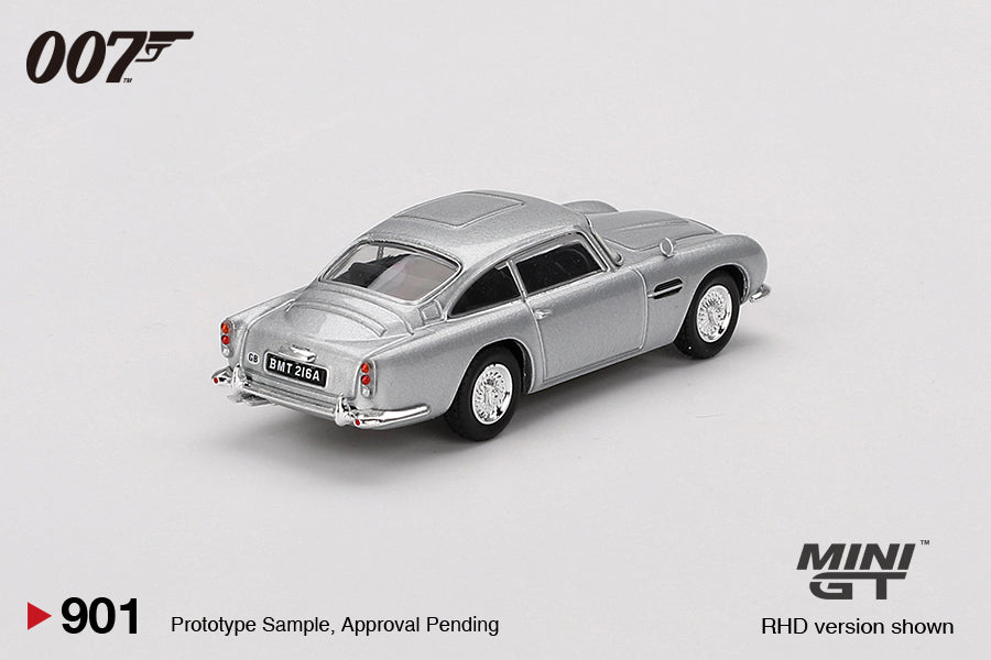 Mini GT - Aston Martin DB5 “Thunderball” 007 James Bond - Scala 1/64 MGT00901-007E English