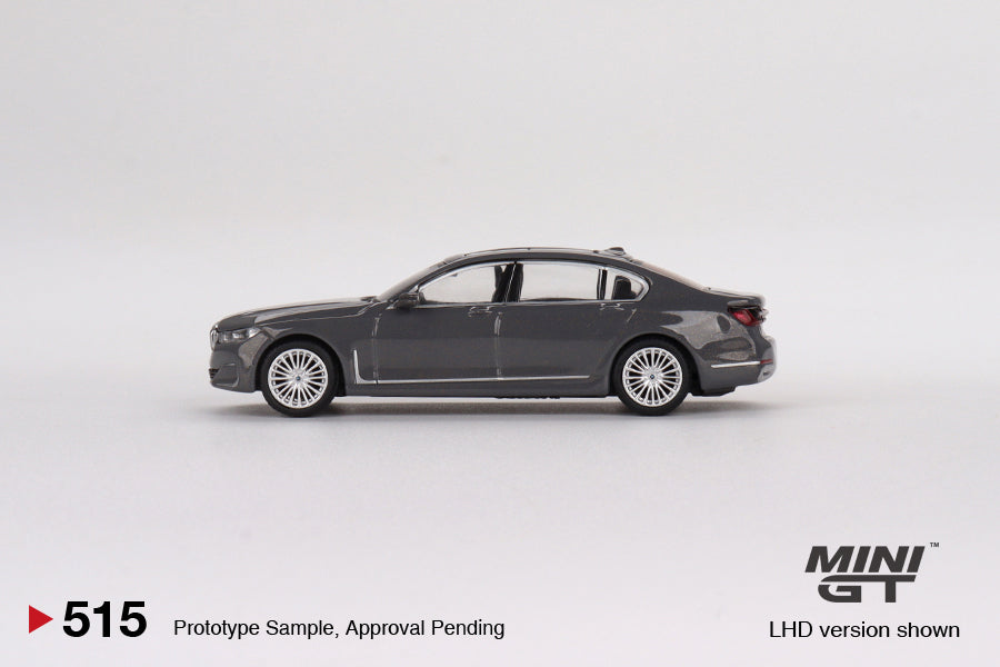 Mini GT - BMW 750Li xDrive Bernina Gray Amber Effect - Scale 1/64 MGT00515-R RHD