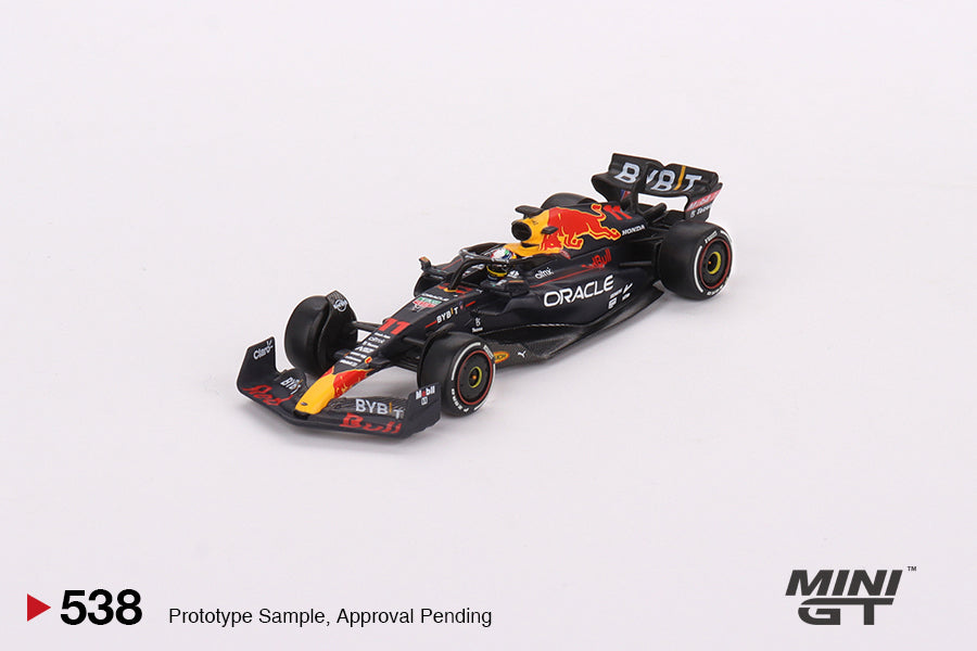 Mini GT - Oracle Red Bull Racing RB18 #11 Sergio Pérez 2022 Abu Dhabi Grand Prix 3rd Place - Scala 1/64 MGT00538