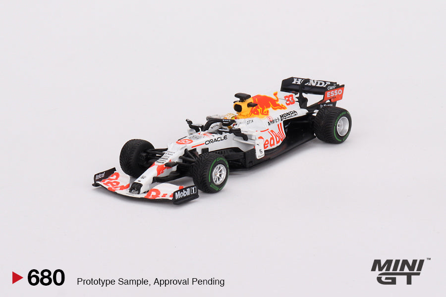 Mini GT - Red Bull RB16B #33 Max Verstappen 2021 Turkish Grand Prix 2nd Place - Scala 1/64 MGT00680