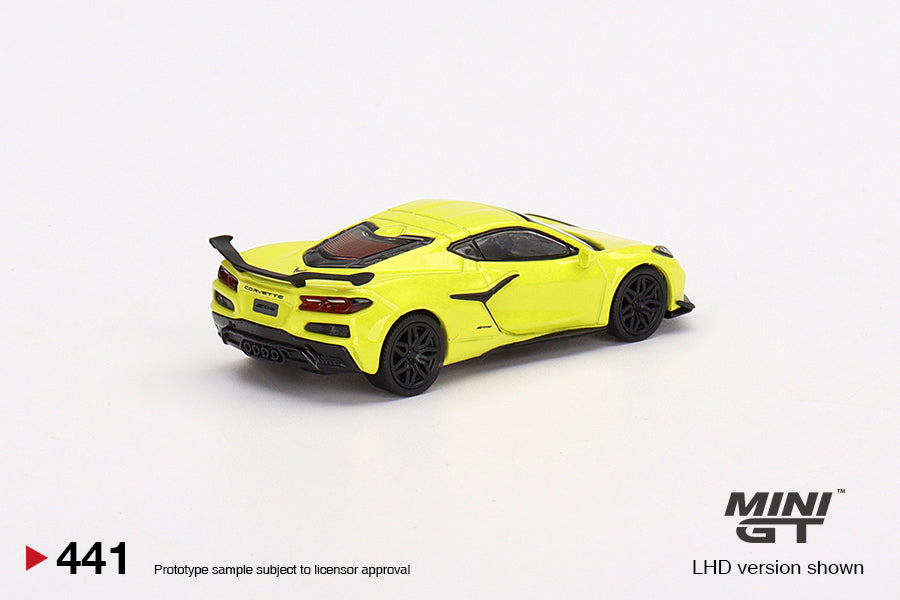 Mini GT - Chevrolet Corvette Z06 2023 Accelerate Yellow - Scale 1/64 MGT00441-R