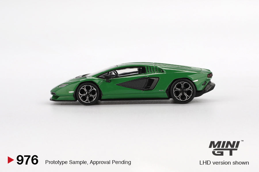 [PRE-ORDER] Mini GT - Lamborghini Countach LPI 800-4 Medium Green 2022 - 1/64 Scale MGT00976-L