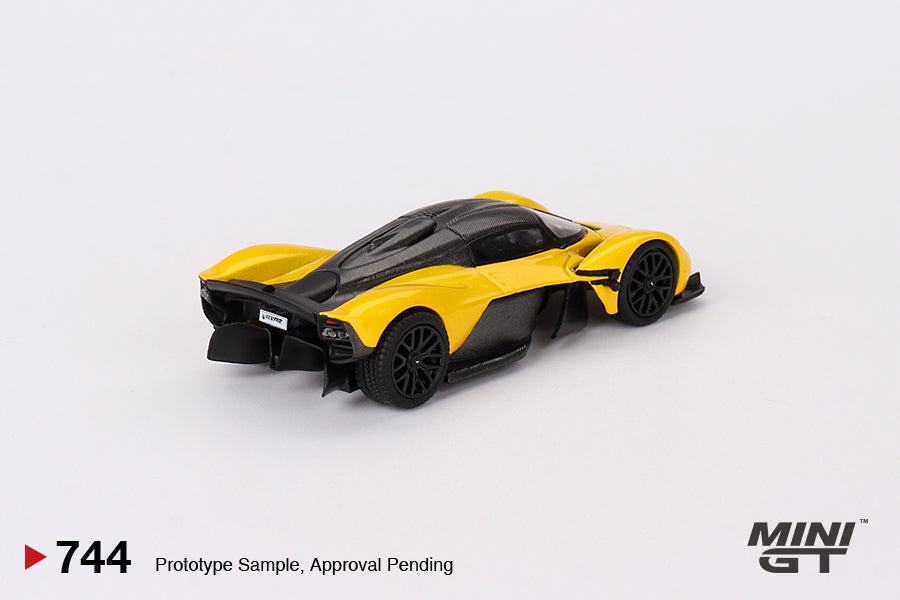 Mini GT - Aston Martin Valkyrie Sunburst Yellow - Scala 1/64 MGT00744