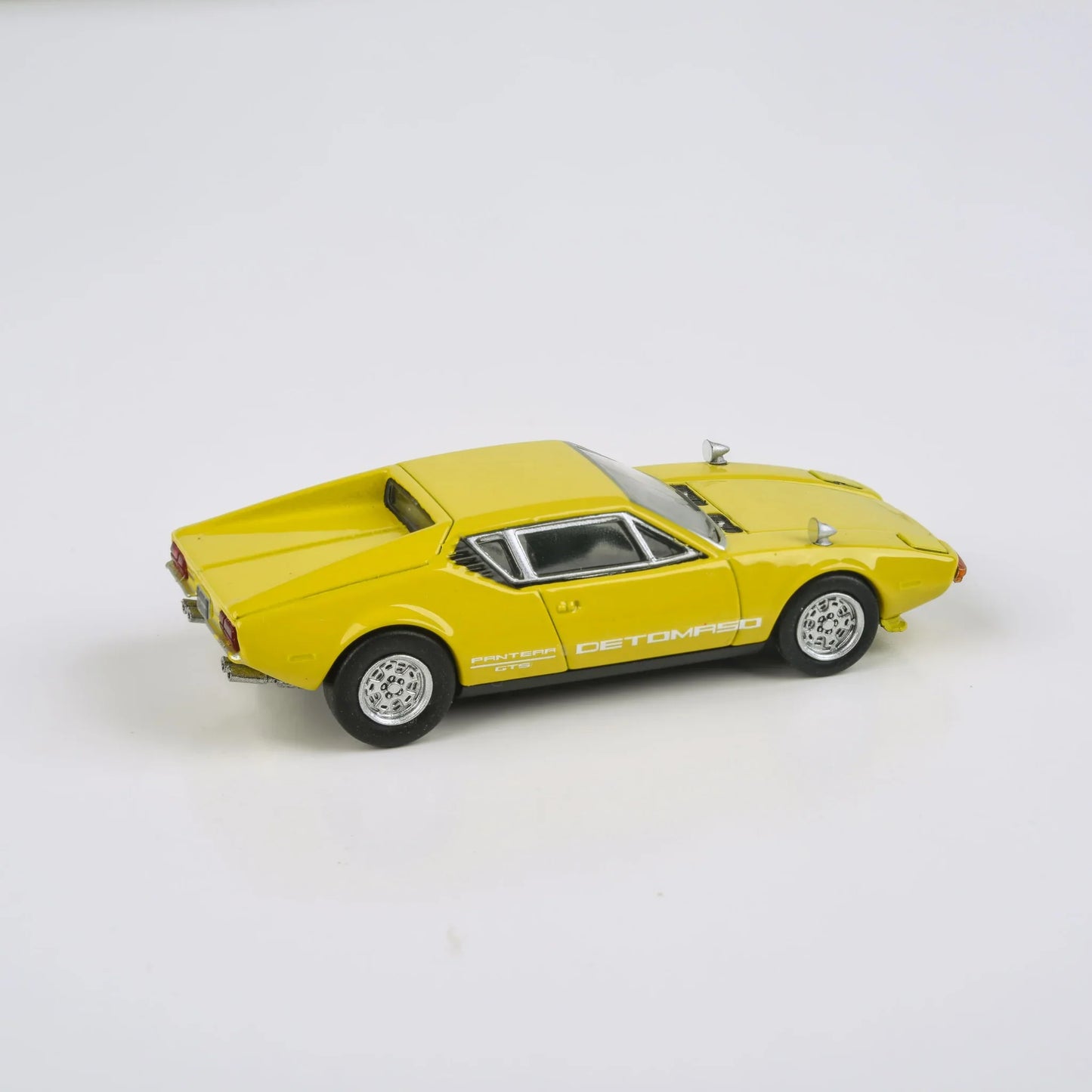 Para64 - 1972 De Tomaso Pantera Yellow - Scale 1/64