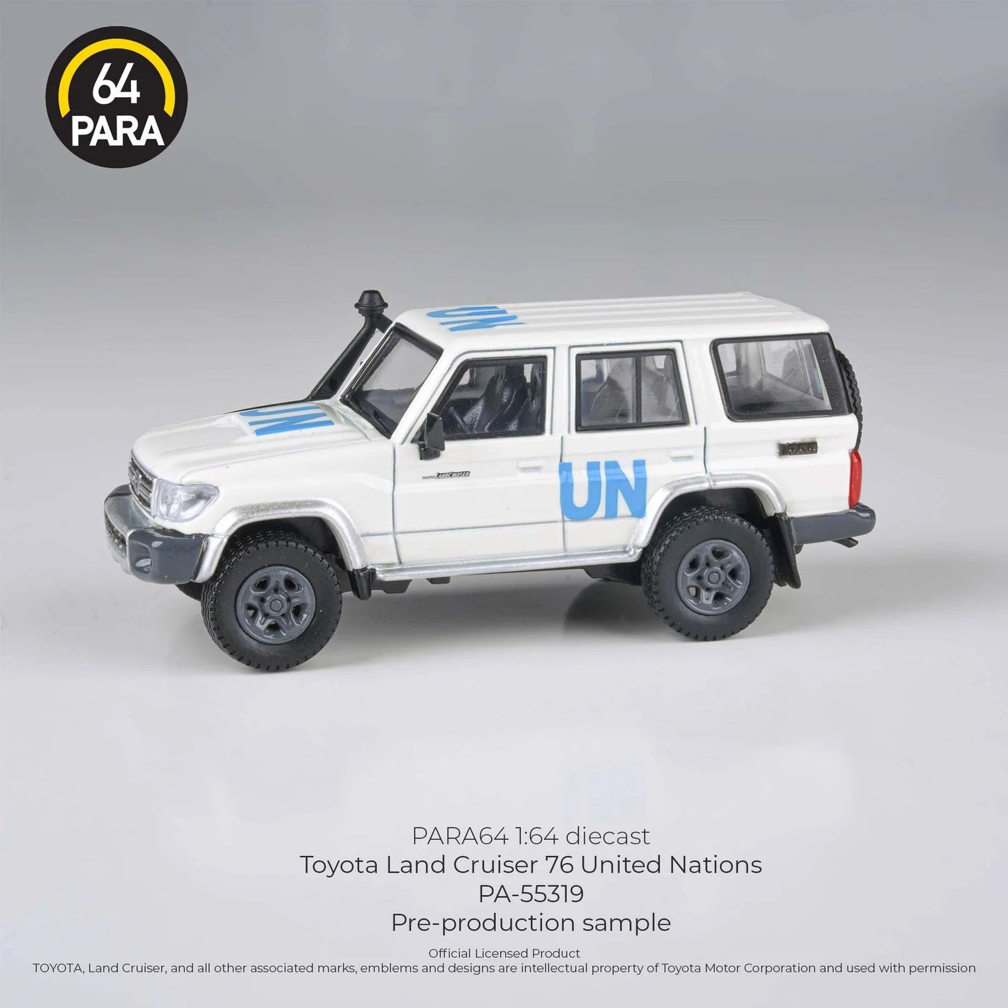 Para64 - Toyota 2014 Land Cruiser LC76 United Nations LHD - Scale 1/64