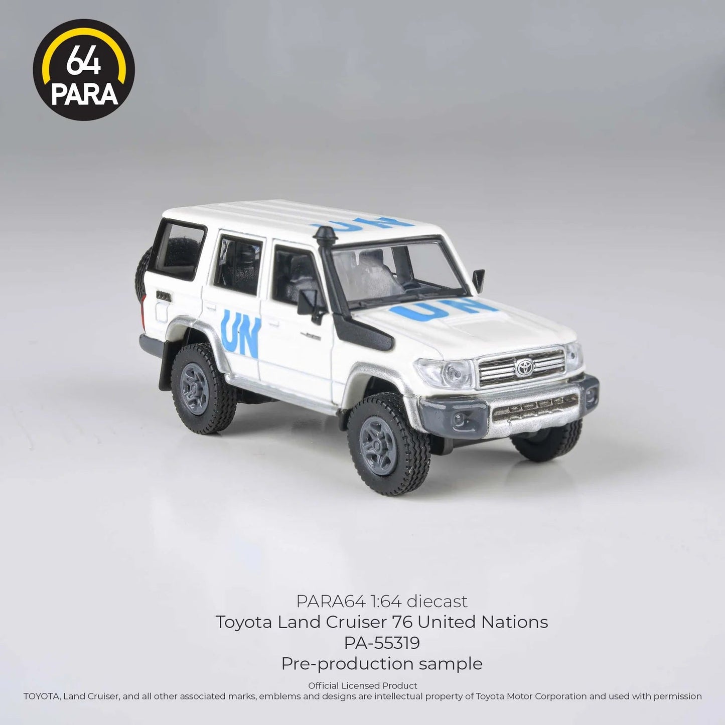 Para64 - Toyota 2014 Land Cruiser LC76 United Nations LHD - Scale 1/64