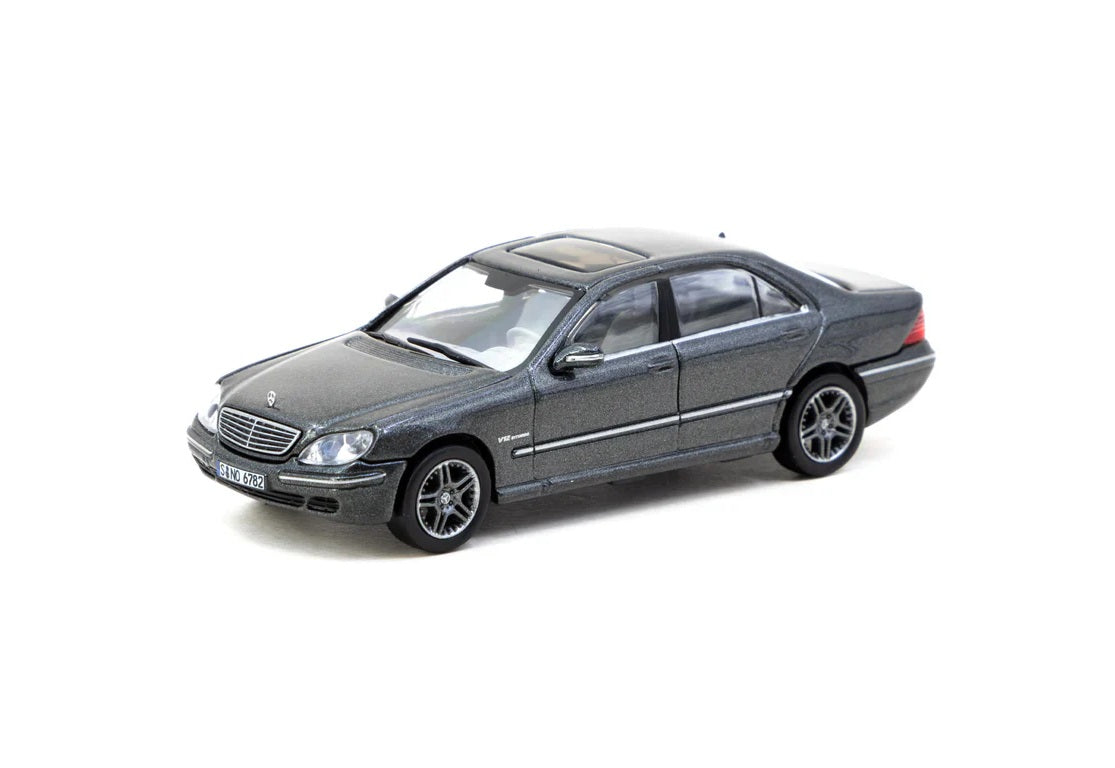 Tarmac Works - Mercedes-Benz S 65 AMG Tectite Gray Metallic - Scale 1/64 T64G-072-GY