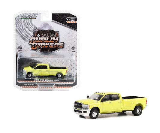 Greenlight - 2019 RAM 3500 Big Horne Yellow - Dually Drivers Series - Greenlight - Scale 1/64