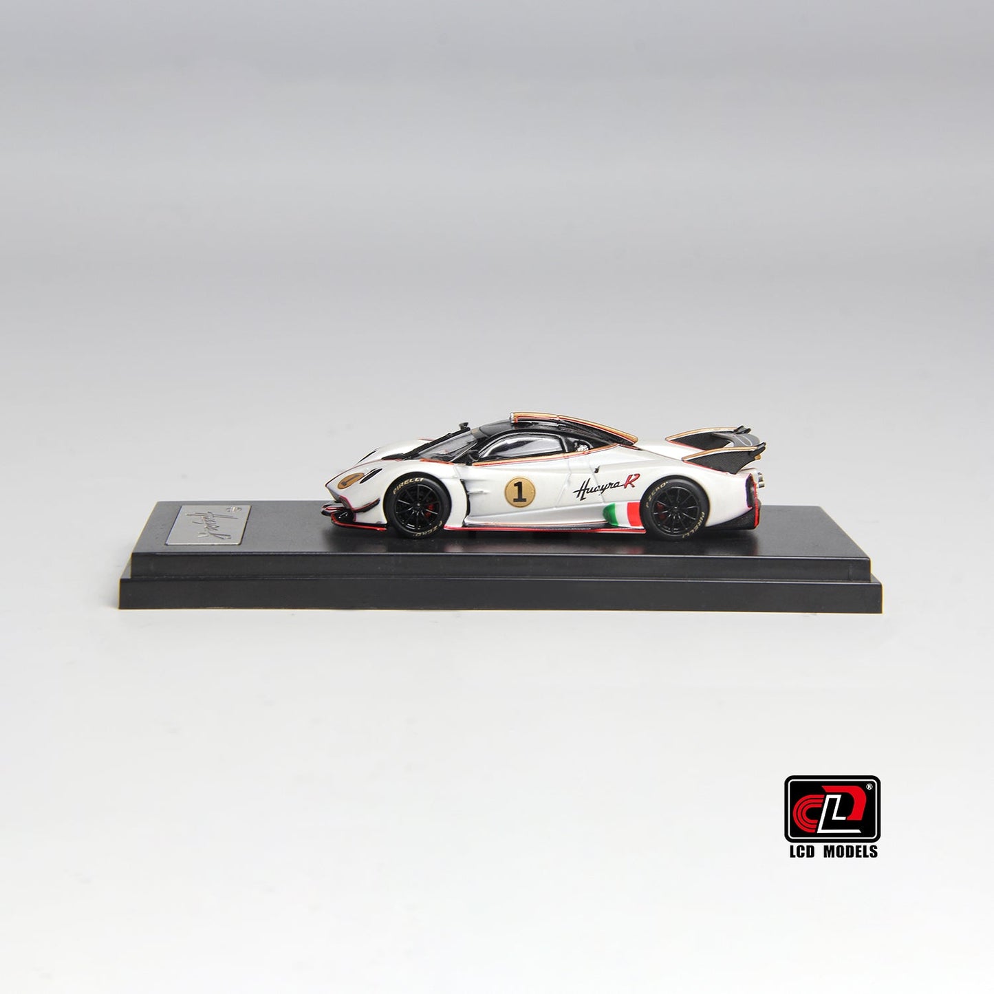 LCD Models - Pagani HuayraR Pearl White - Scale 1/64 LCD64028-WH