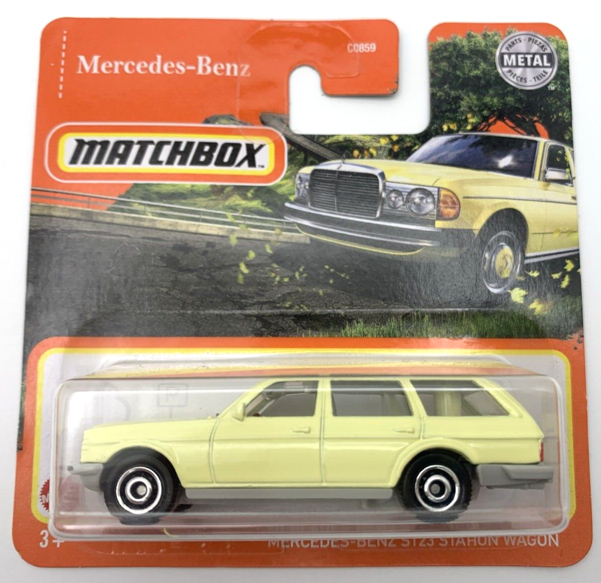 Matchbox - Mercedes Benz S123 Station Wagon Yellow #53 - Matchbox - Scale 1/64 Approximately